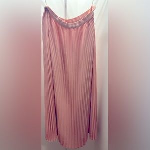 aritzia babaton jude pleated full length skirt / size small / pink